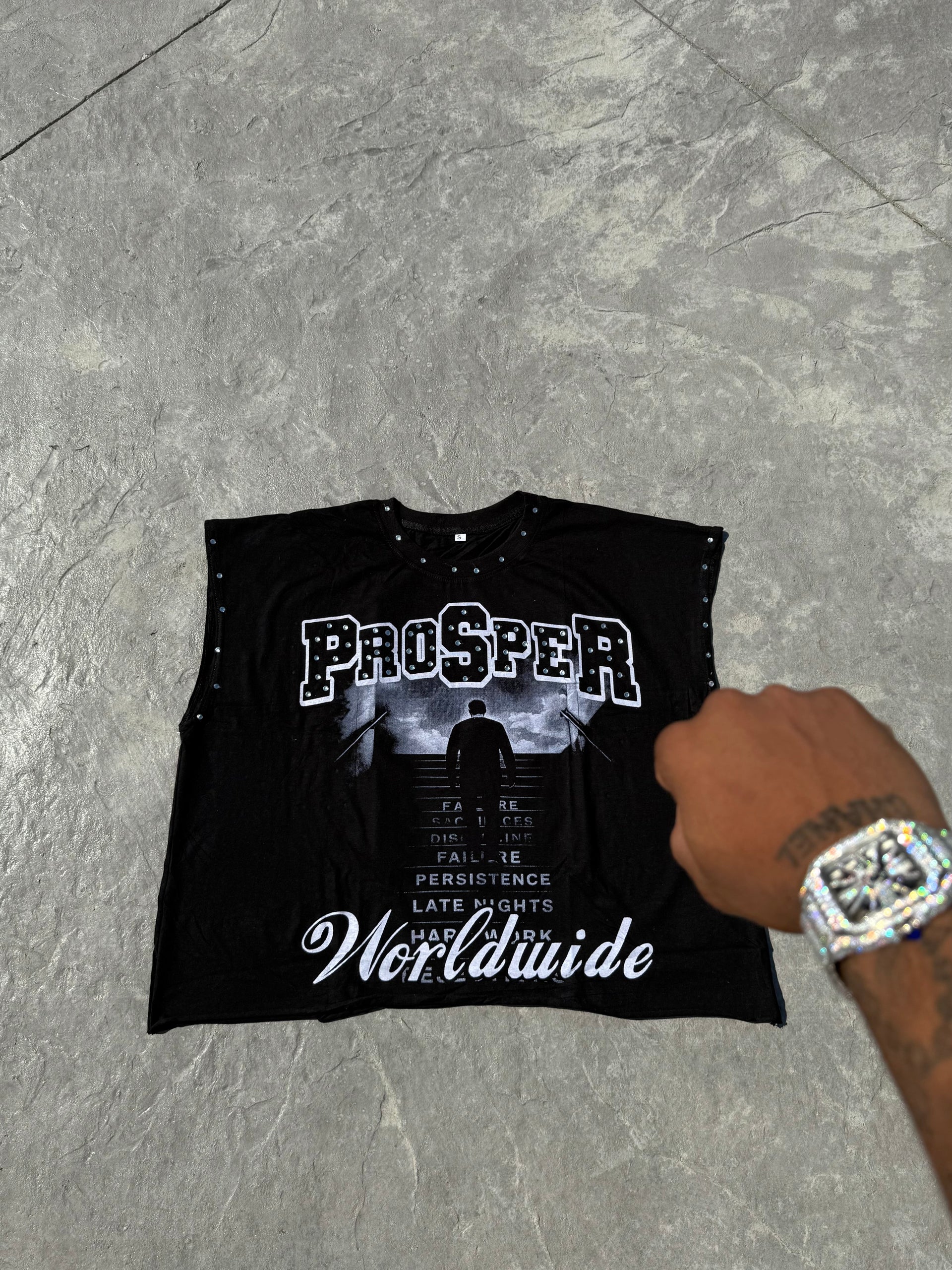 PREVAIL SLEEVELESS TEE BLACK